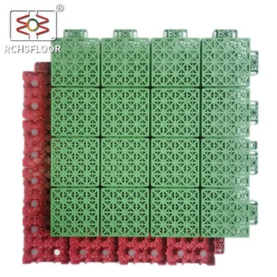 Piastrelle di pavimento in PVC interlaccianti da 34*34cm Piastrelle di campo di pickleball resistenti allo scivolamento